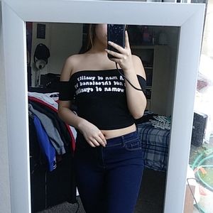 Cropped Off-The-Shoulder Slogan Top